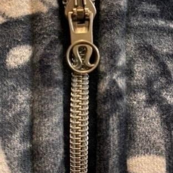 Authentic Lululemon Athletic Zip Up - Picture 2 of 3